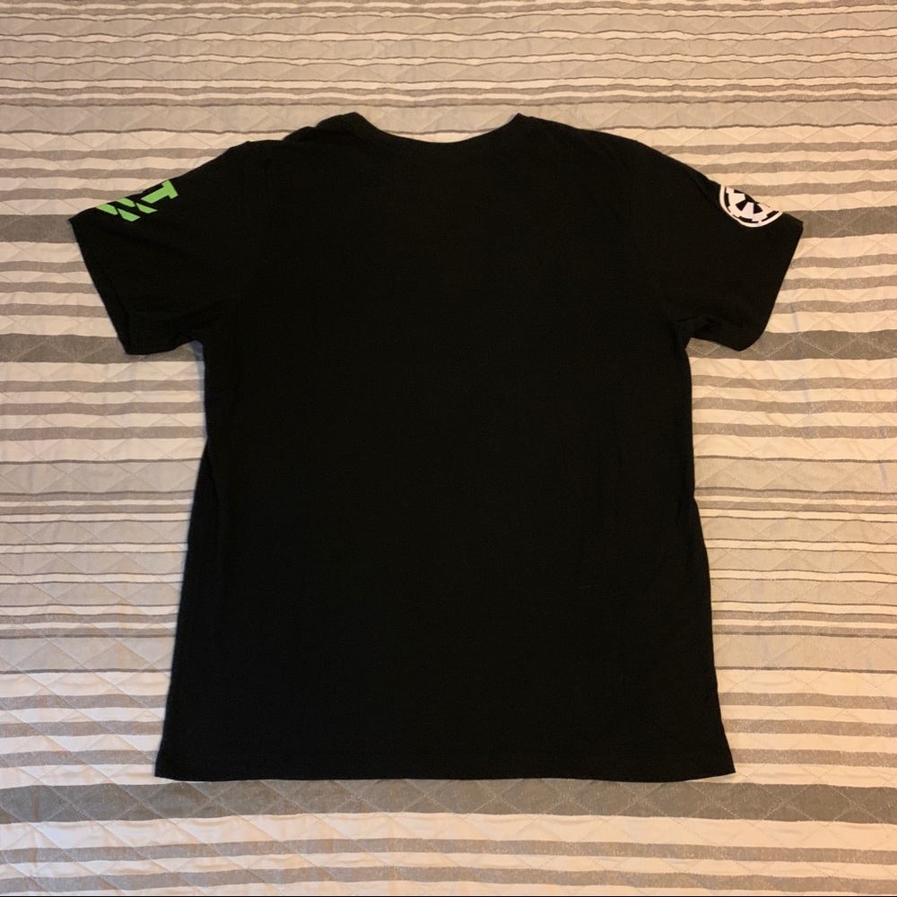 SOLD❗️Star Wars Rogue One Death Trooper XL Shirt - Picture 2 of 5